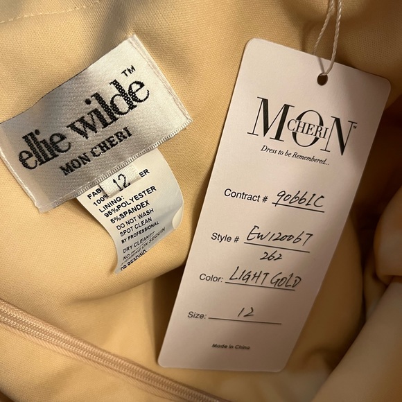 Ellie Wilde for Mon Cherie, Light Gold Shimmering Gown, Size 12.  Prom, Bridal. - Picture 8 of 8
